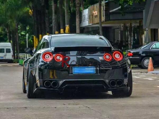 R35 GTR LB PERFORMANCEβ