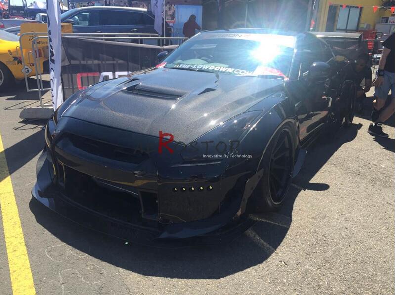 R35 GTR ROCKET BUNNY ǰ