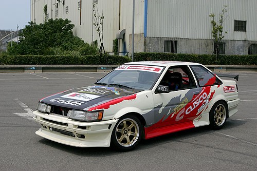 AE86 LEVIN & TRUENO