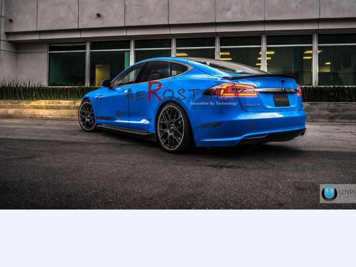 TESLA MODEL S UNPLUGED PERFORMANCEȹ