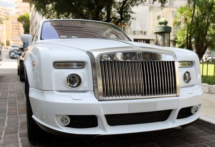 ROLLS ROYCE PHANTOM DROPHEAD COUPE